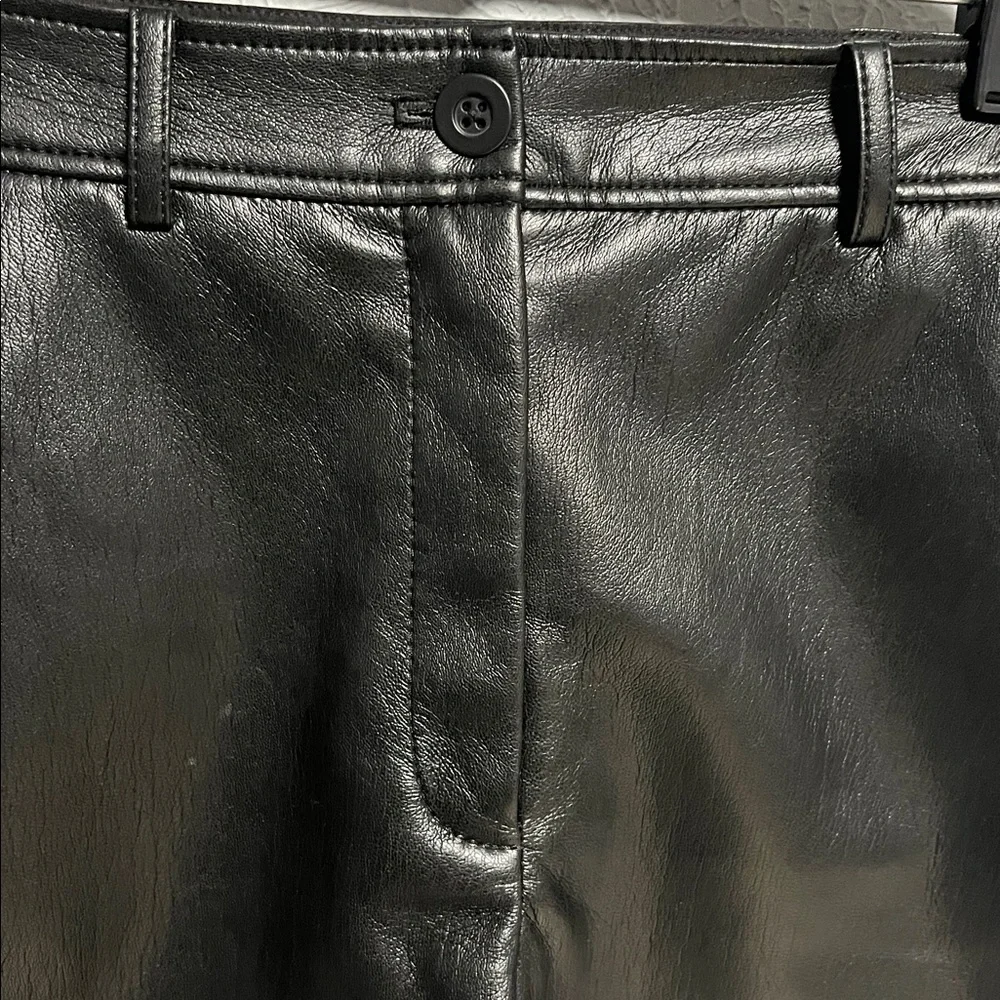 Babaton Agency Black Leather Shorts Size 4